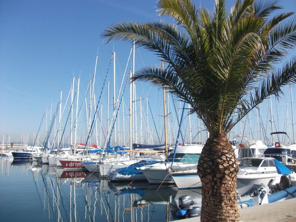 Port De Hyeres L'Etoile Marineアパートメント エクステリア 写真